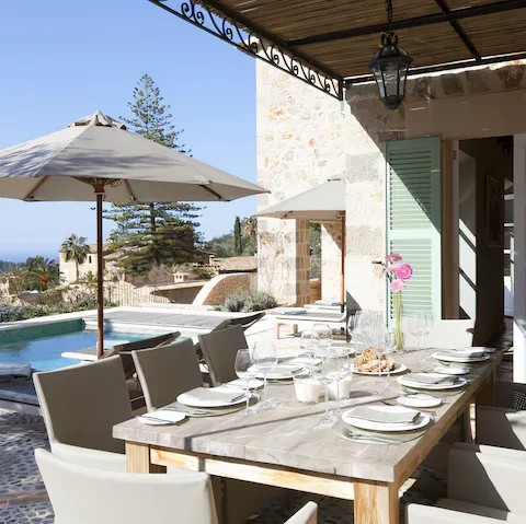 Hire a private chef and enjoy a Mallorcan feast on the terrace