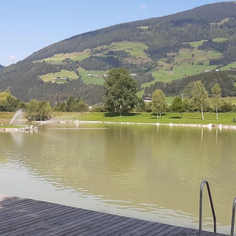 Enjoy summer dips in the nearby swimming lake – just a five-minute walk away