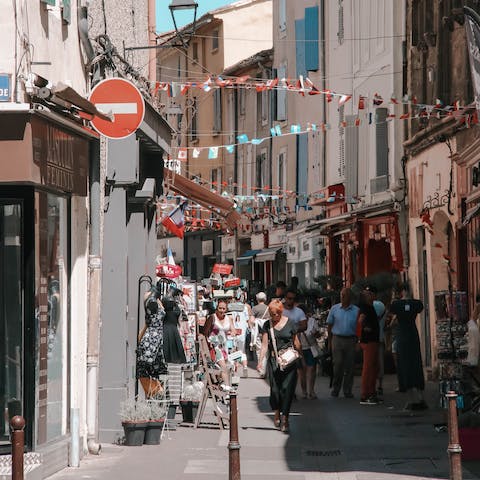 Explore Provençal villages and the Côte d'Azur from your setting in Le Tignet
