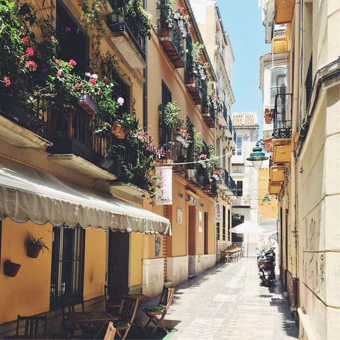 Explore the sun-drenched streets of Malaga with ease from your central base