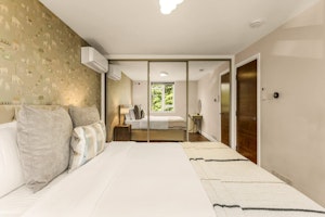 West Kensington Gem image 3