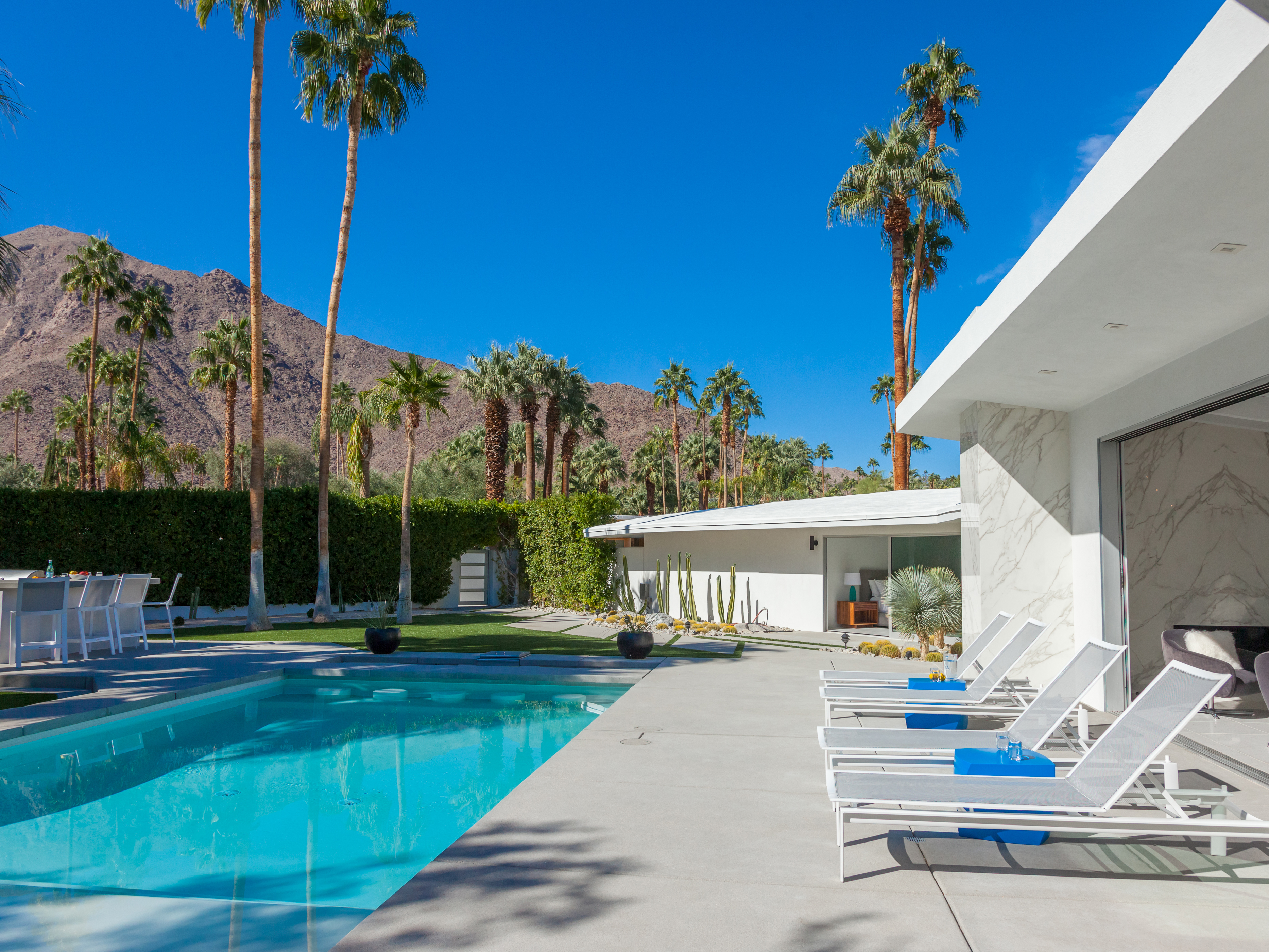 Moonscape, Old Las Palmas, Palm Springs | Plum Guide