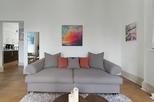 Ivy Terrace image 2