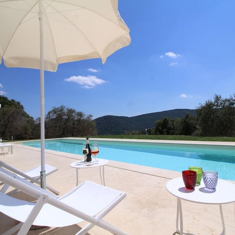 Start the morning with a few brisk lengths in the infinity pool