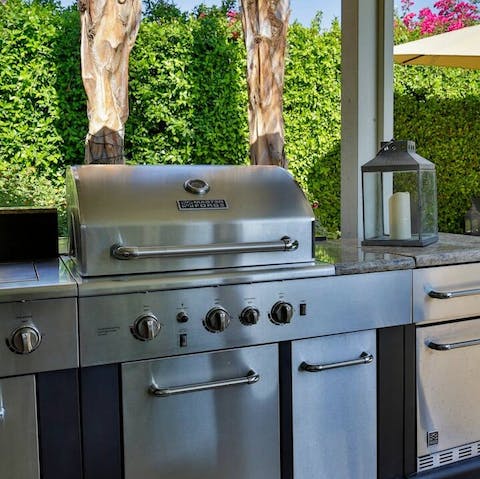 Make the most of the balmy weather with the full outdoor kitchen