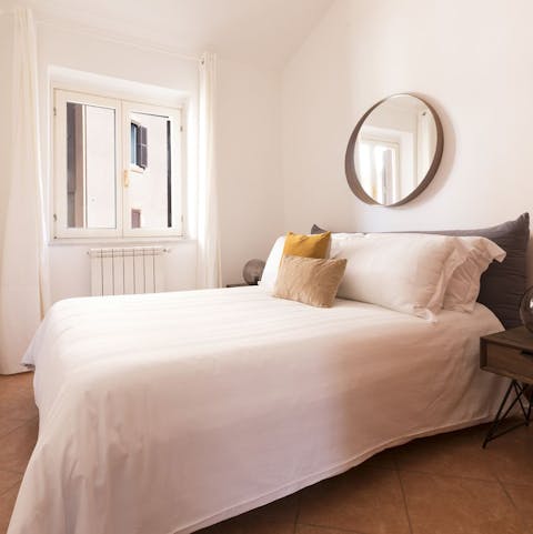 Wake up in the comfortable bedrooms feeling rested and ready for another day of Rome sightseeing