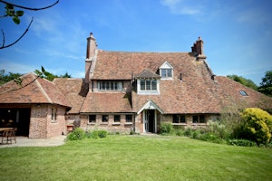 Tudor Grace image 1