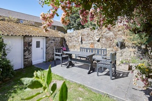 The Island Home image 9