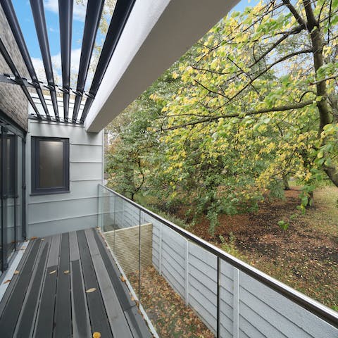 Start your day surrounded by nature by enjoying a coffee on the balcony