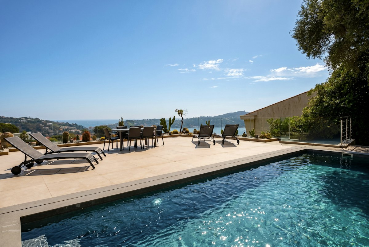 Mediterranean Azure, Provence-Alpes-Côte d'Azur