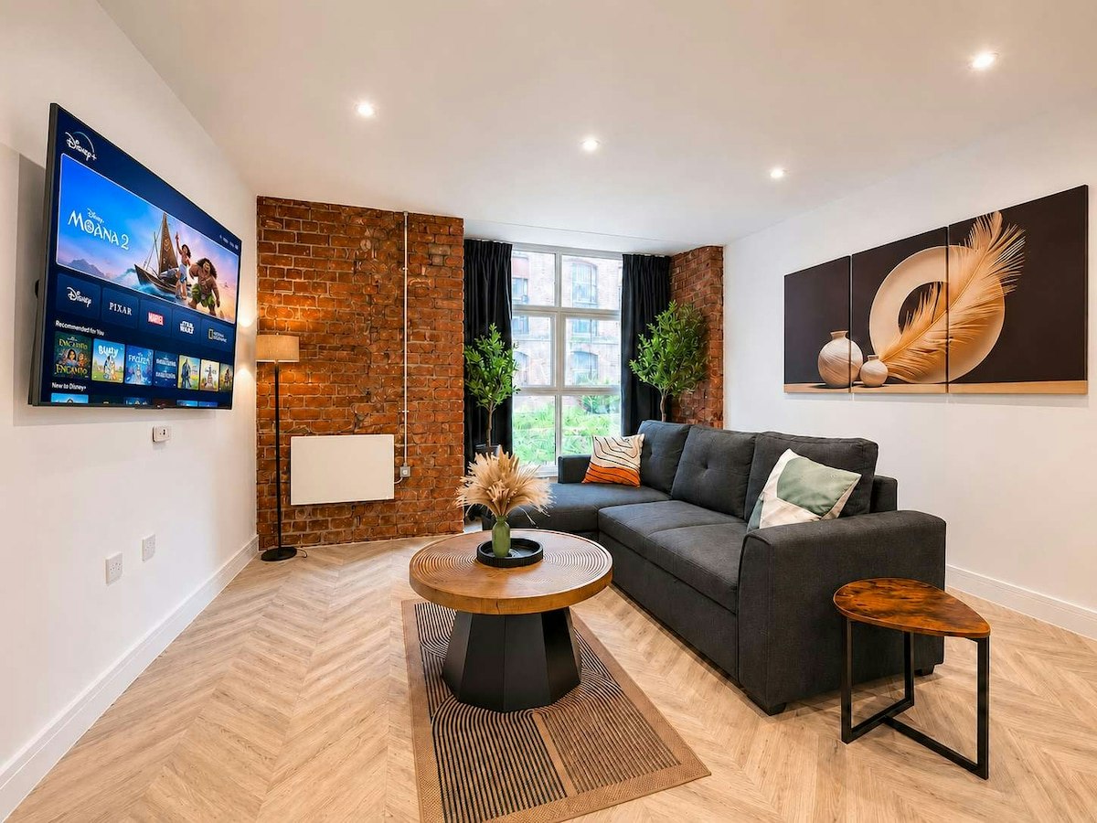 Brick & Daylight, North West England