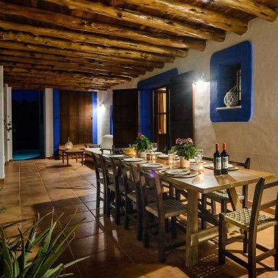  Light up the barbecue and gather together for a traditional Spanish feast under the stars 