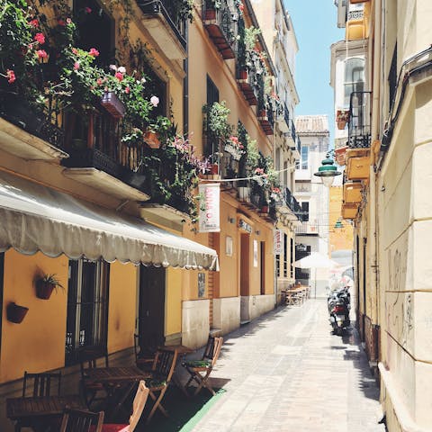Wander the atmospheric streets of Málaga on your doorstep
