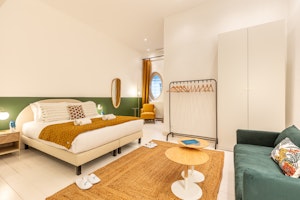 Triomphe Retreat image 7