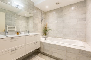 Triomphe Retreat image 4