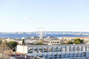 Marseille Embrace image 9