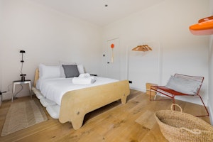Modern Georgian image 3