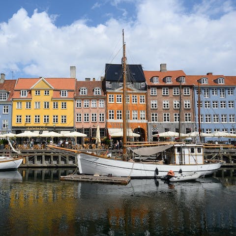 Amble down to Nyhavn Harbour – just 200 metres from your door 