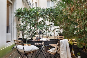 Leafy Terrace image 8