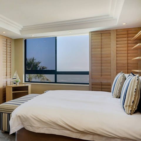 Wake up in the comfortable bedrooms feeling rested and ready for another day of Cape Town sightseeing