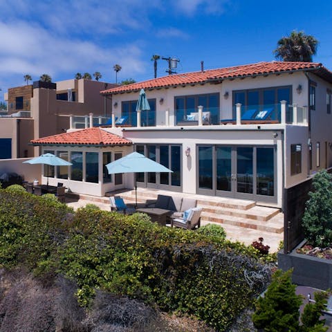 Dine alfresco or enjoy cocktails out in the ocean air