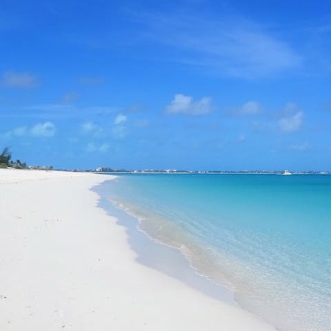 Stay just an eight-minute stroll from the world-renowned Grace Bay Beach