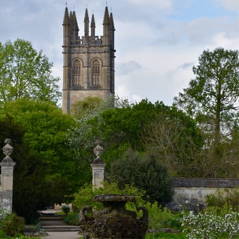 Drive into Oxford and visit the city's gorgeous botanical gardens