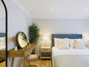 Regent's Delight image 5