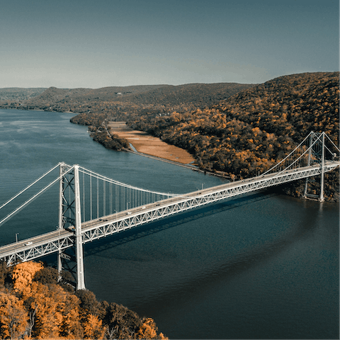 Explore the surrounding towns on the idyllic Hudson Valley