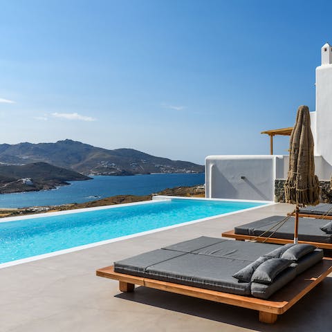 Take a dip in the infinity pool & enjoy an instant refresh from the Grecian heat