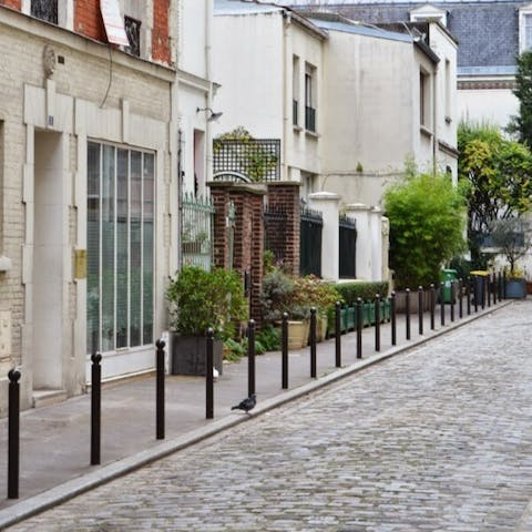 Explore the cobbled lanes of suburban Paris