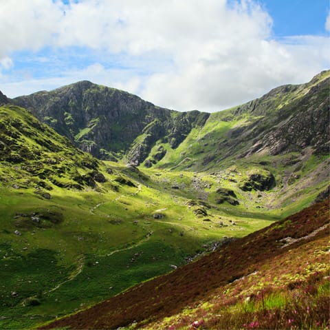 Climb to the top of Cader Idris in Snowdonia National Park
