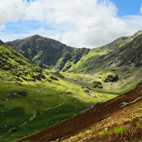 Climb to the top of Cader Idris in Snowdonia National Park