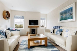 Harbour Delight image 6