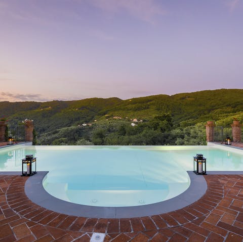 Make a splash in the panoramic infinity pool