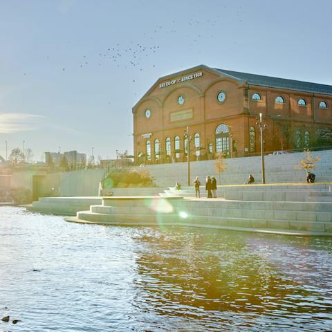 Grab a coffee to-go and stroll along the South Platte River Trail, a fifteen-minute walk from your door