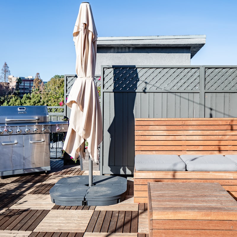 Grill out and enjoy a drink on the rooftop deck