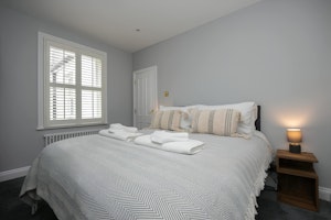 Brighton Tranquil image 5