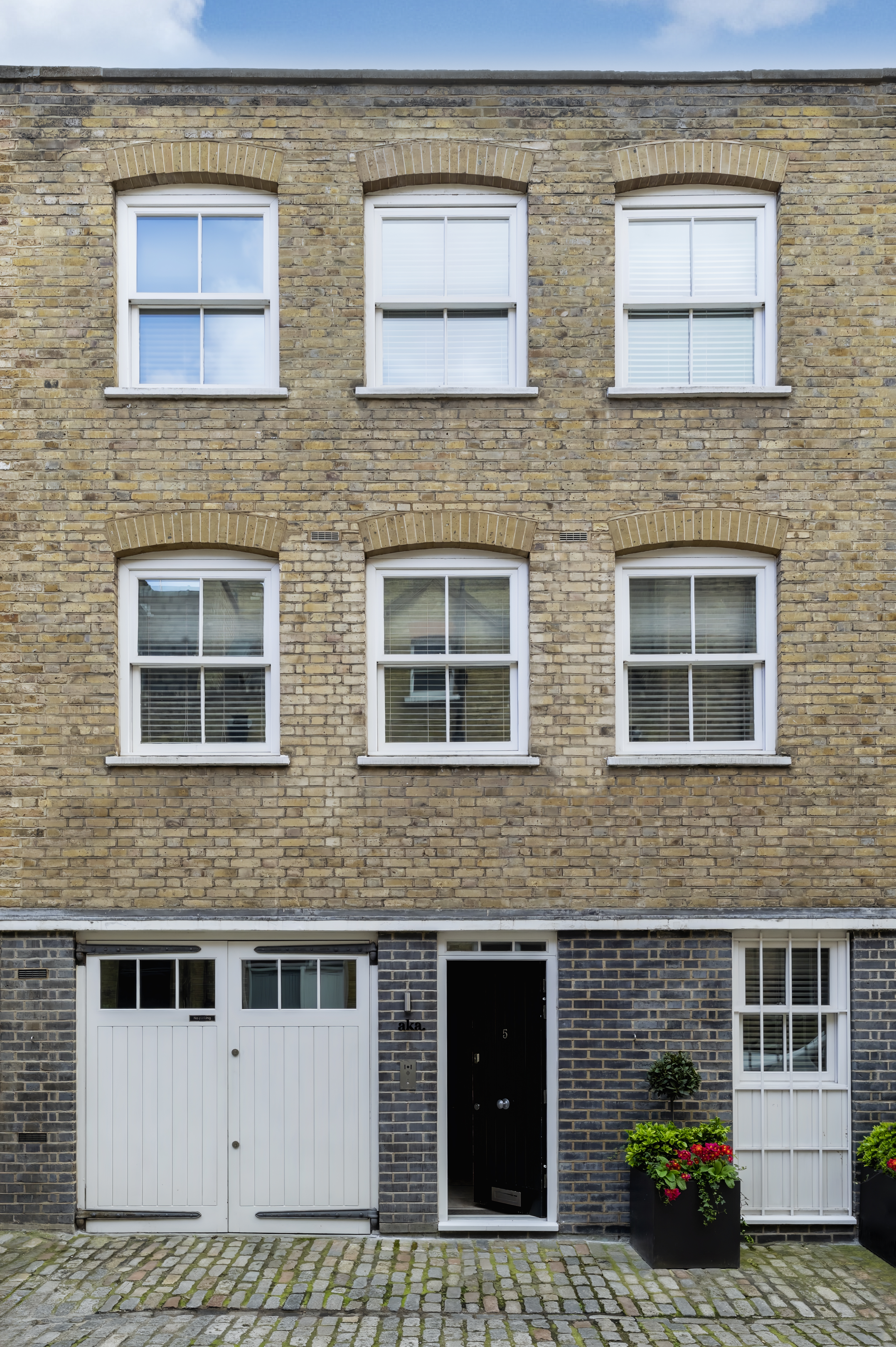 Bentinck Mews