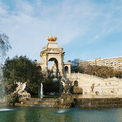 Stroll to the Parc de la Ciutadella, only seven minutes from home