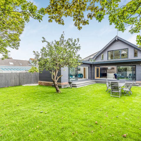 Make an evening barbecue here your only plan for the day