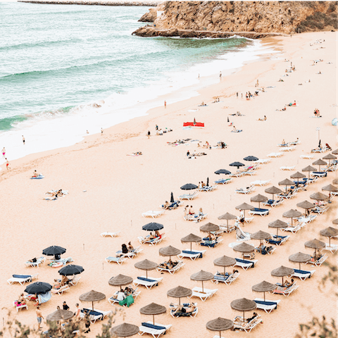 Jump in the car and head over to Praia dos Alemães
