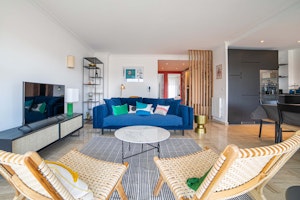 Azure Avenue image 1
