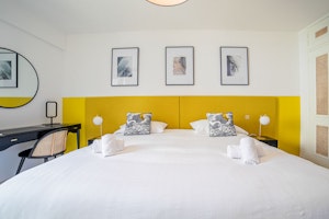 Azure Avenue image 4