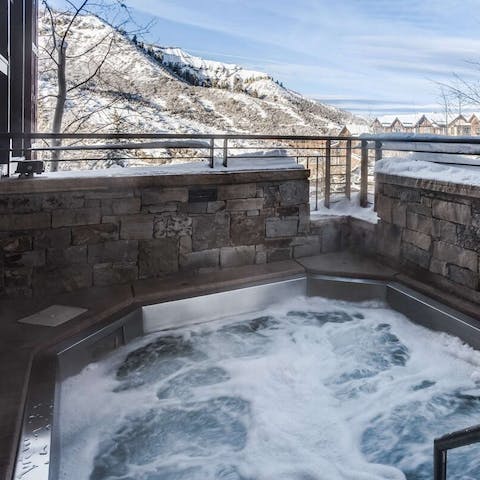 Enjoy a dip in the shared hot tub