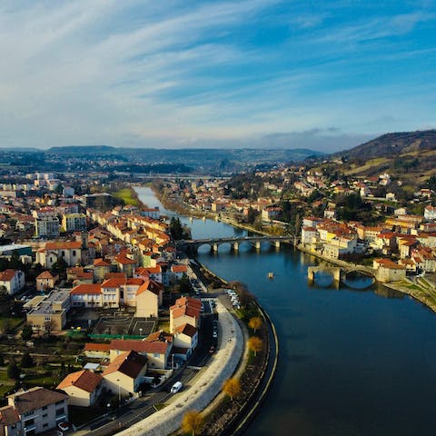 Spend a day in Le Puy-en-Velay, around twenty minutes away by car