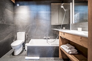Blanc & Timber image 10