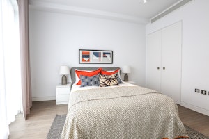 Capital Charm image 2