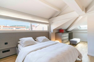 Croisette Modern image 10
