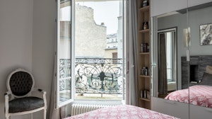 Eyeful Of Eiffel image 5